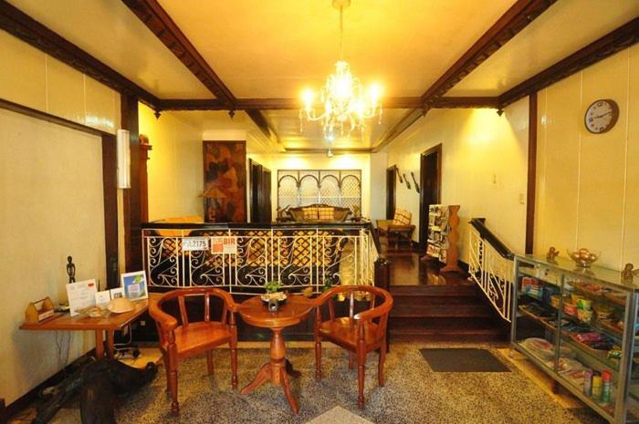Ayahay Sa Matutina Hotell Puerto Princesa Eksteriør bilde